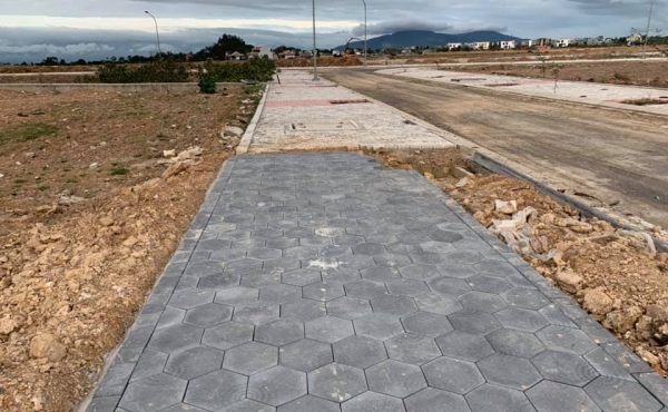 BTX - GẠCH LỤC GIÁC