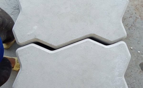 BTX GẠCH CON SÂU (ZICZAC)